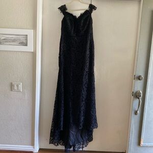 JJs House Black Lace Formal Dress Women's Size 16 NWT
